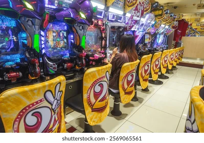 Maruhan Shinjuku Toho action